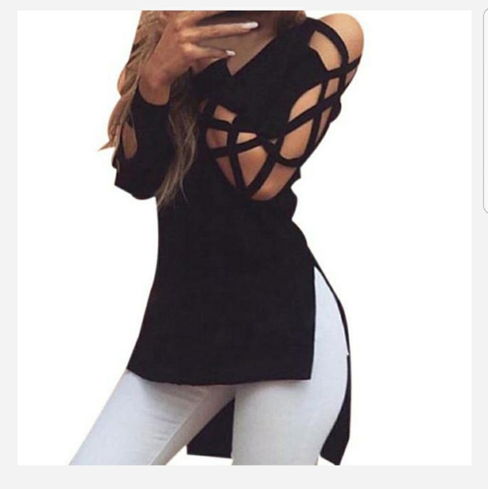 Hollow out Black top